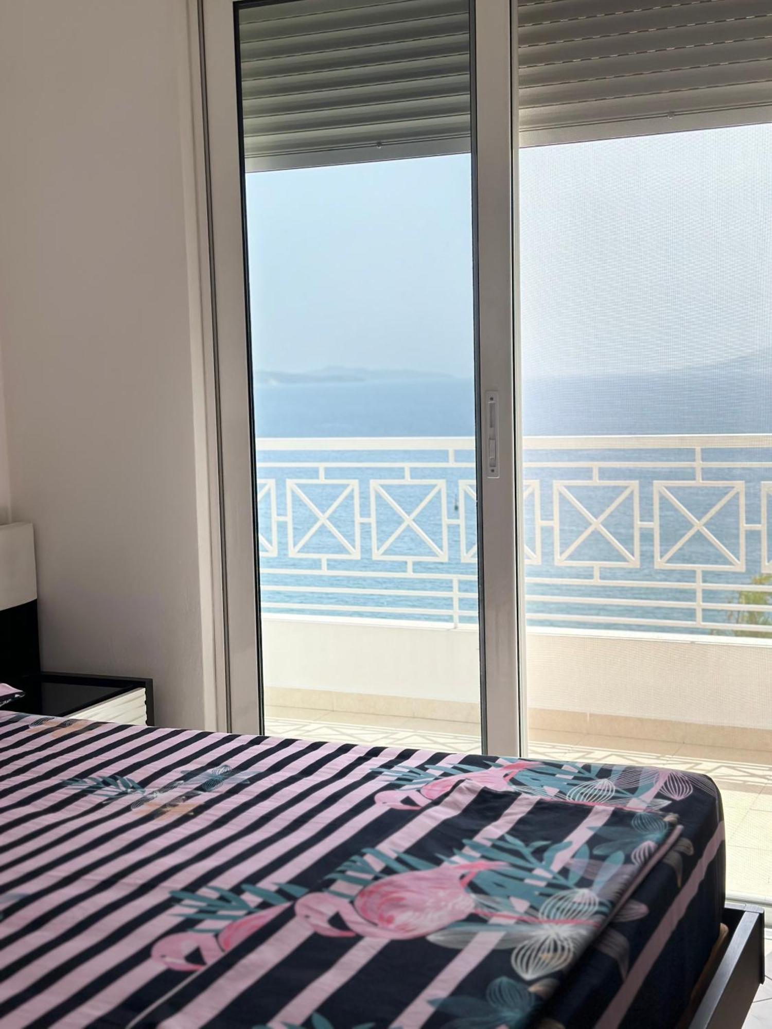 Tini Sea View Apartment Sarandë 외부 사진